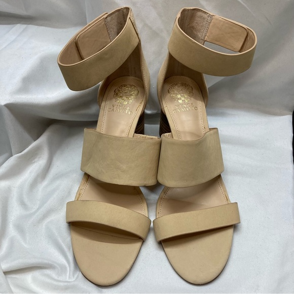 NEW Vince Camuto "Junette" Leather High Heel Sandals Shoes Size 9 1/2 Cream. - Picture 2 of 6